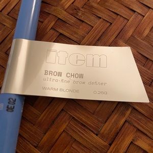 Item beauty brow pencil & brush